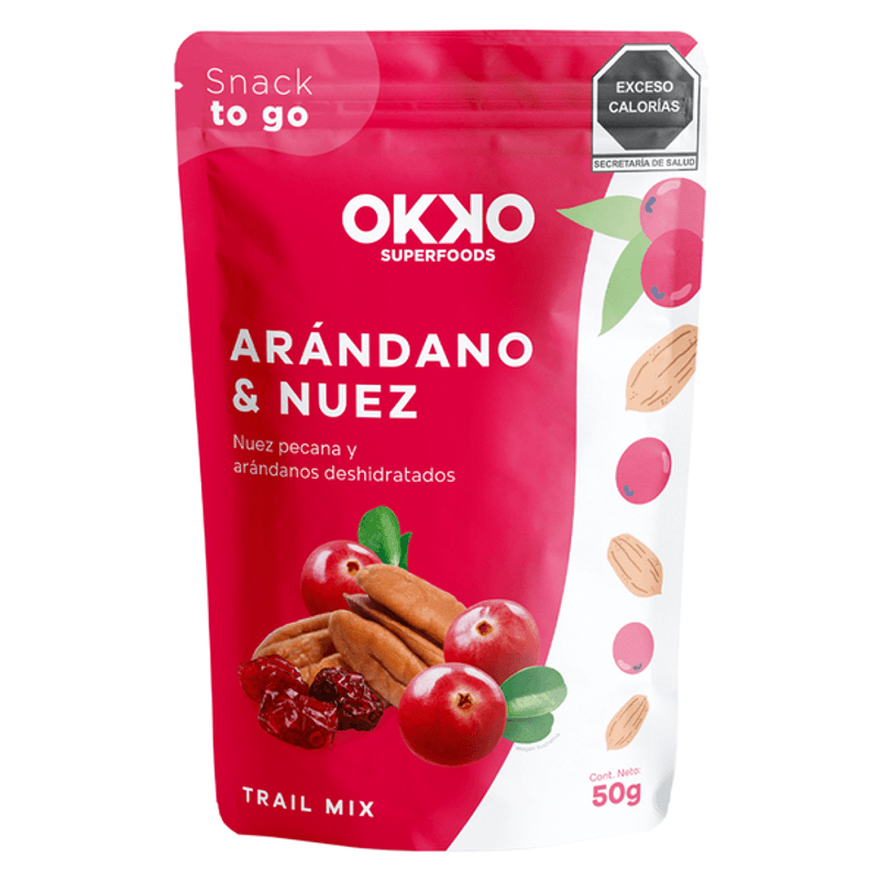 Okko Walnuts and Cranberries 2 oz Main image